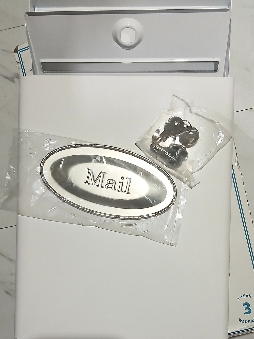 Sturdy Mailbox W/ Steel with Secure Cam Lock
